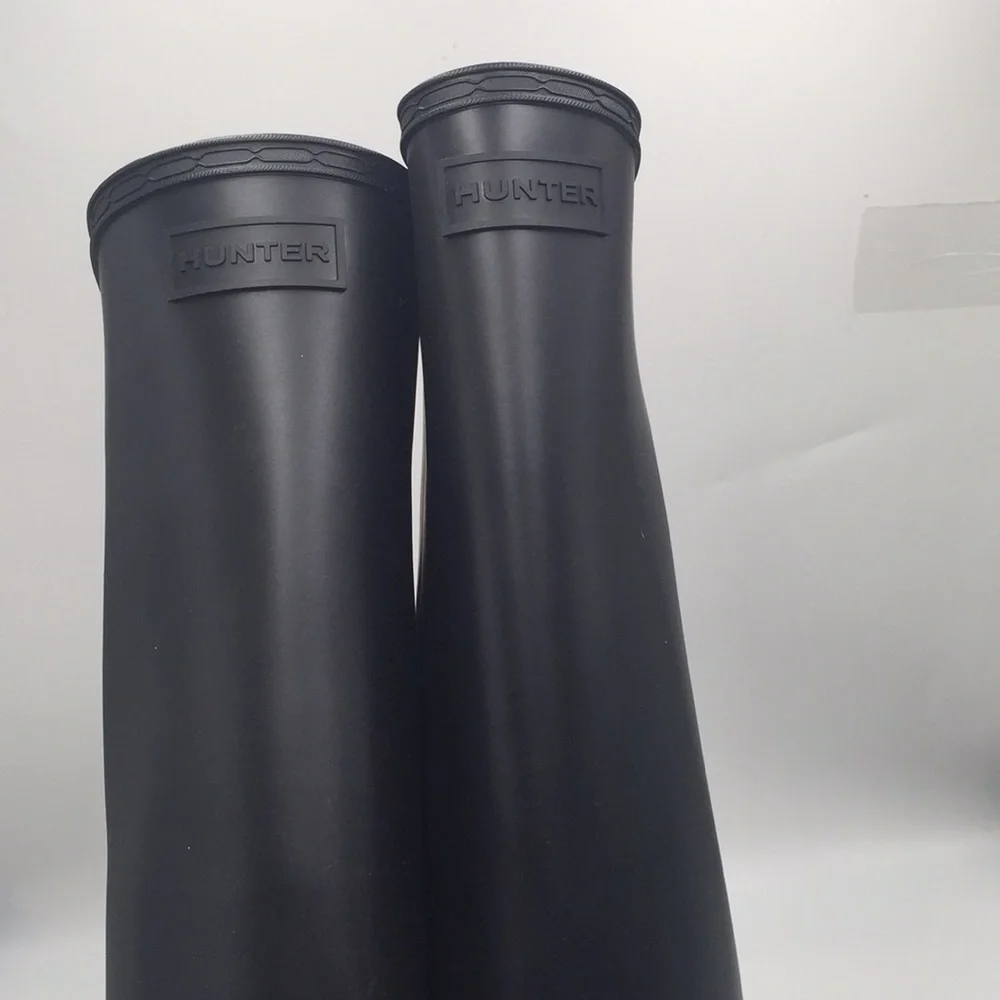 Hunter Women's Tall Rain Boots in Dark Gray